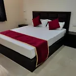 Hotel Goyal Palace