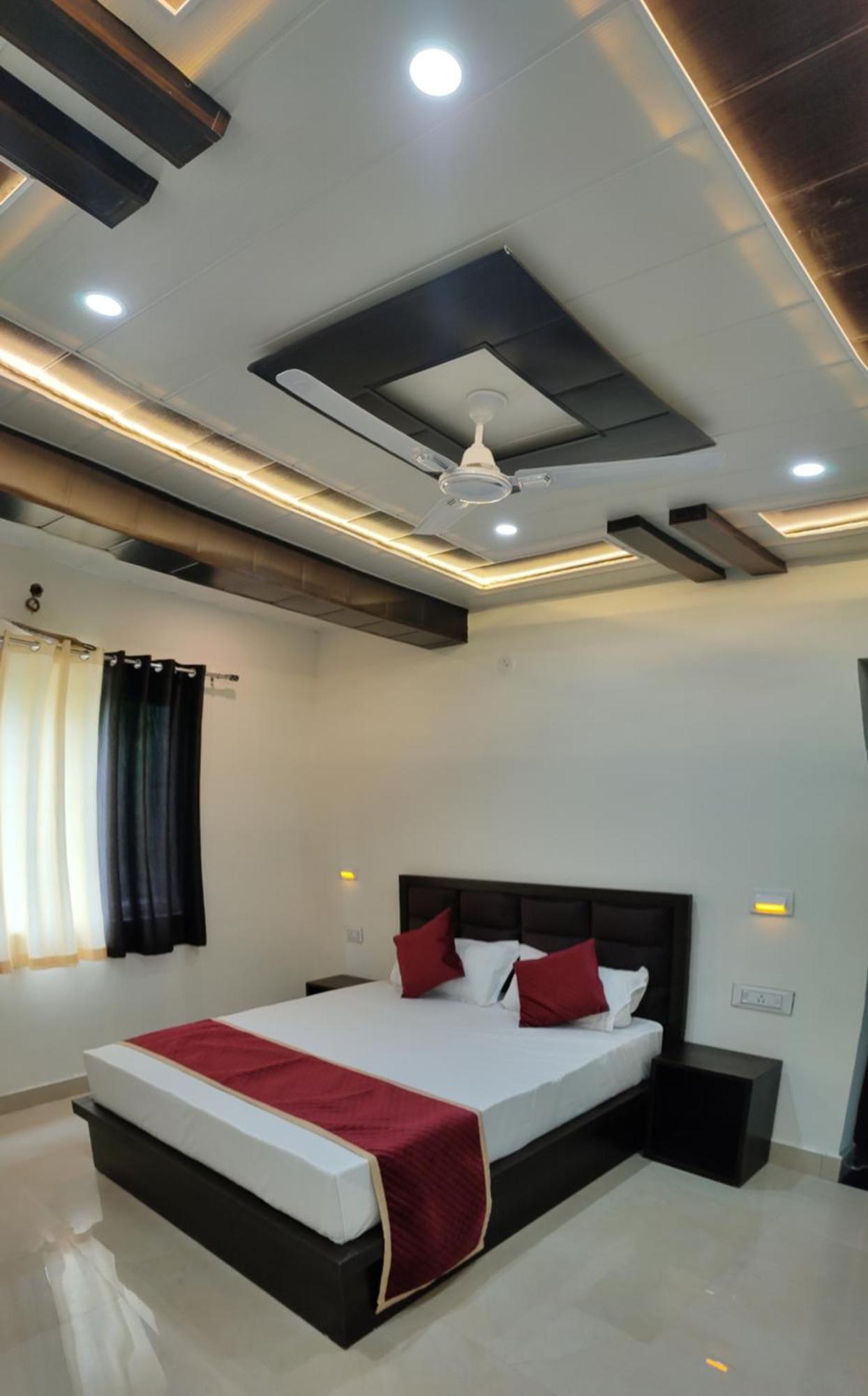 Goyal Palace * Agra (Uttar Pradesh)