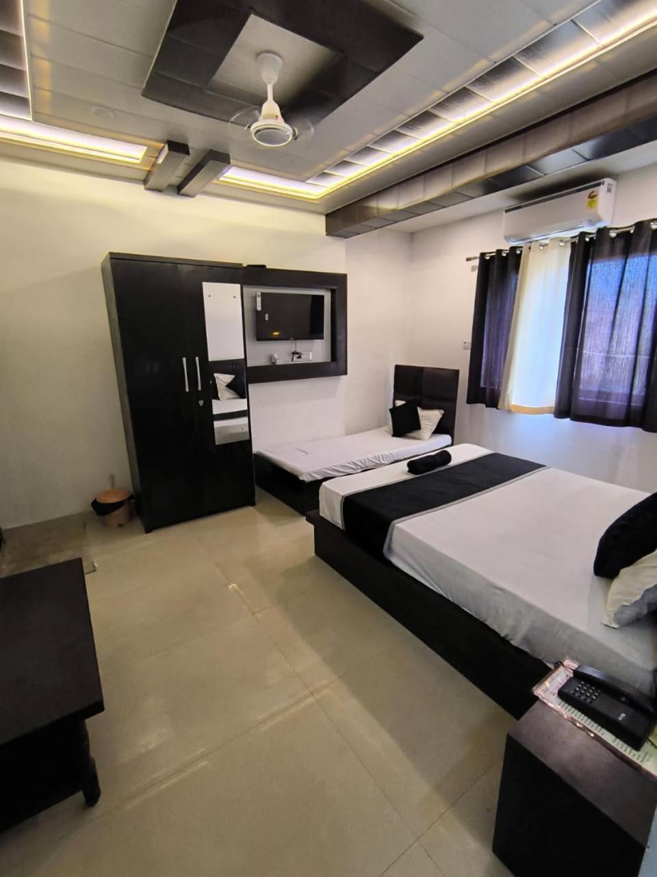 Hotel Goyal Palace