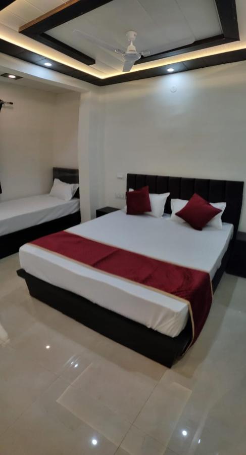 Goyal Palace Hotel