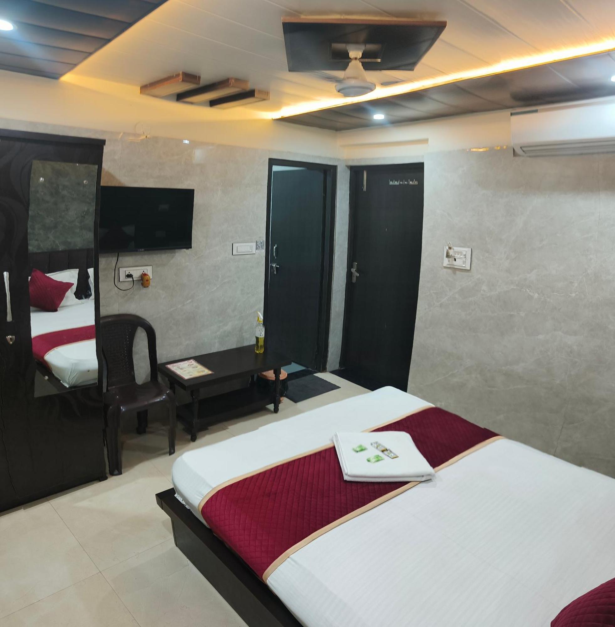 Goyal Palace Agra (Uttar Pradesh)
